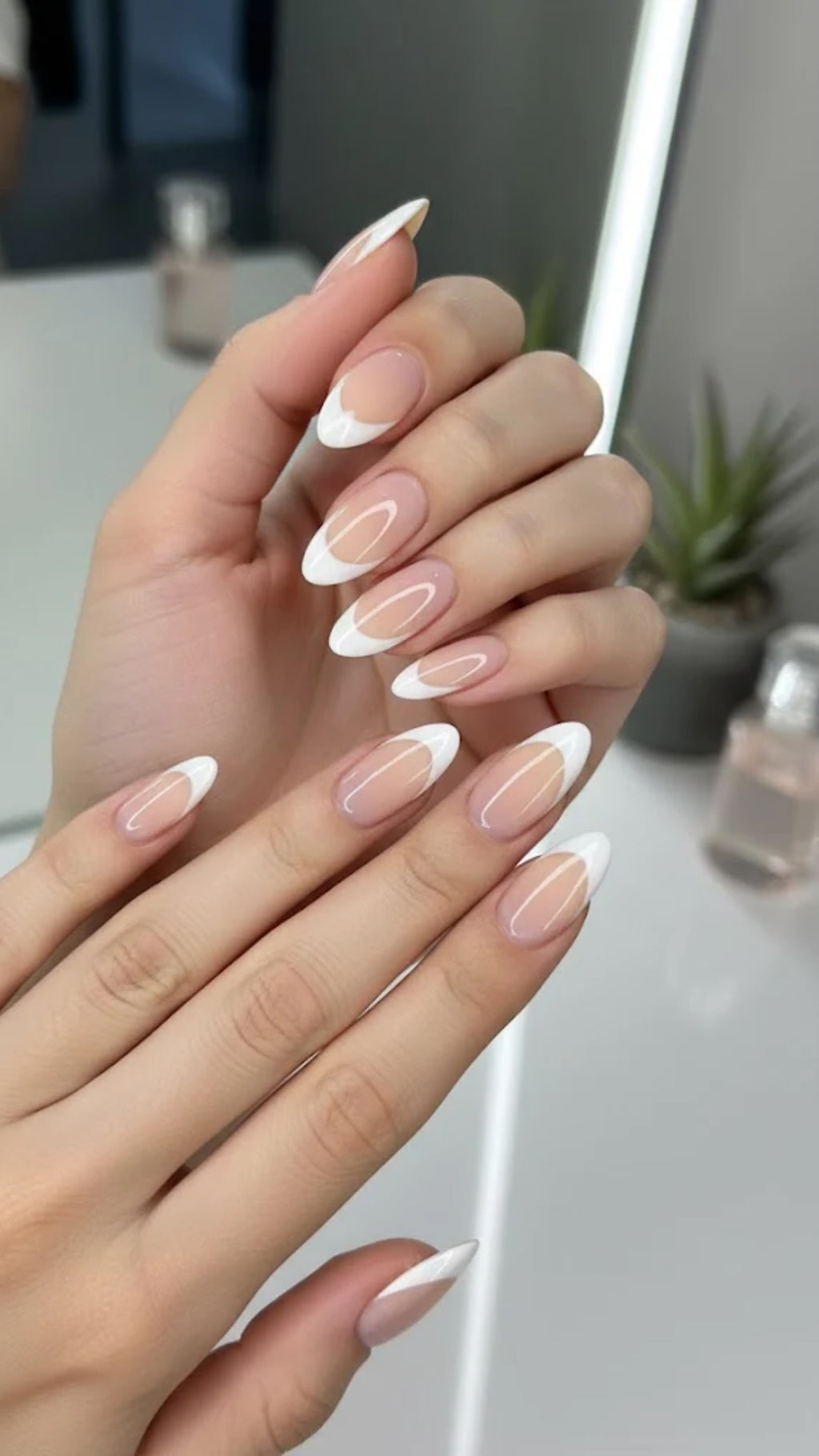 French cat eye Almond